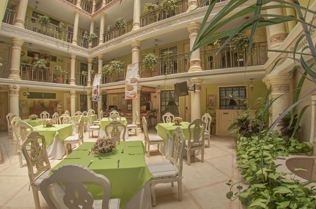Villa Las Margaritas Plaza Cristal 할라파 외부 사진